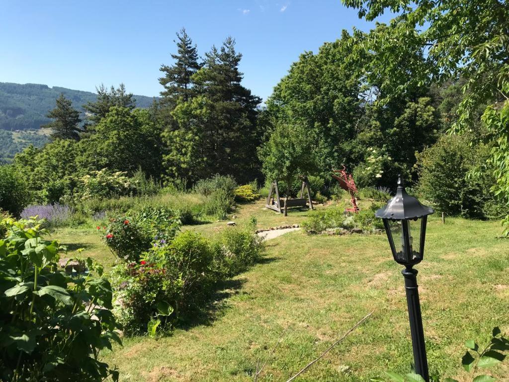 Les Grangeonnes, Nature, Piscine, Bain Nordique, Sauna Pour Accueil Familiale Ou De Groupe Lodge Saint-Basile