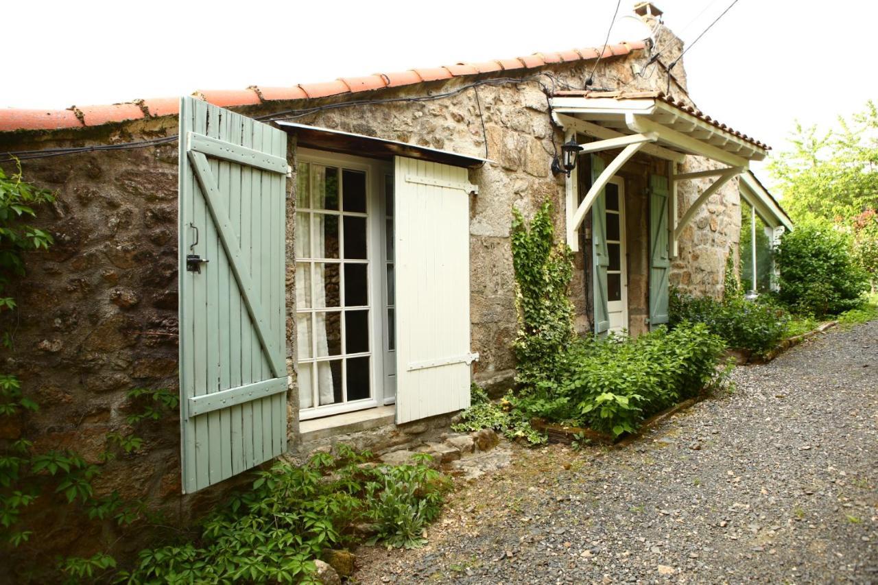 Les Grangeonnes, Nature, Piscine, Bain Nordique, Sauna Pour Accueil Familiale Ou De Groupe Lodge *