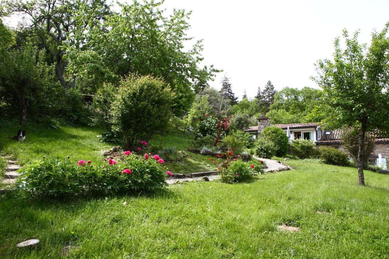 Lodge Les Grangeonnes, Nature, Piscine, Bain Nordique, Sauna Pour Accueil Familiale Ou De Groupe