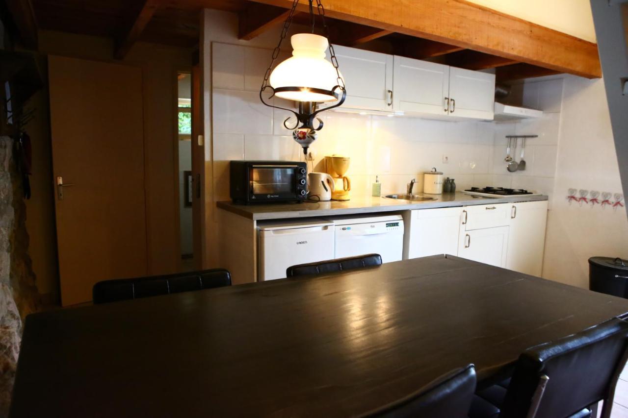 Les Grangeonnes, Nature, Piscine, Bain Nordique, Sauna Pour Accueil Familiale Ou De Groupe Lodge *