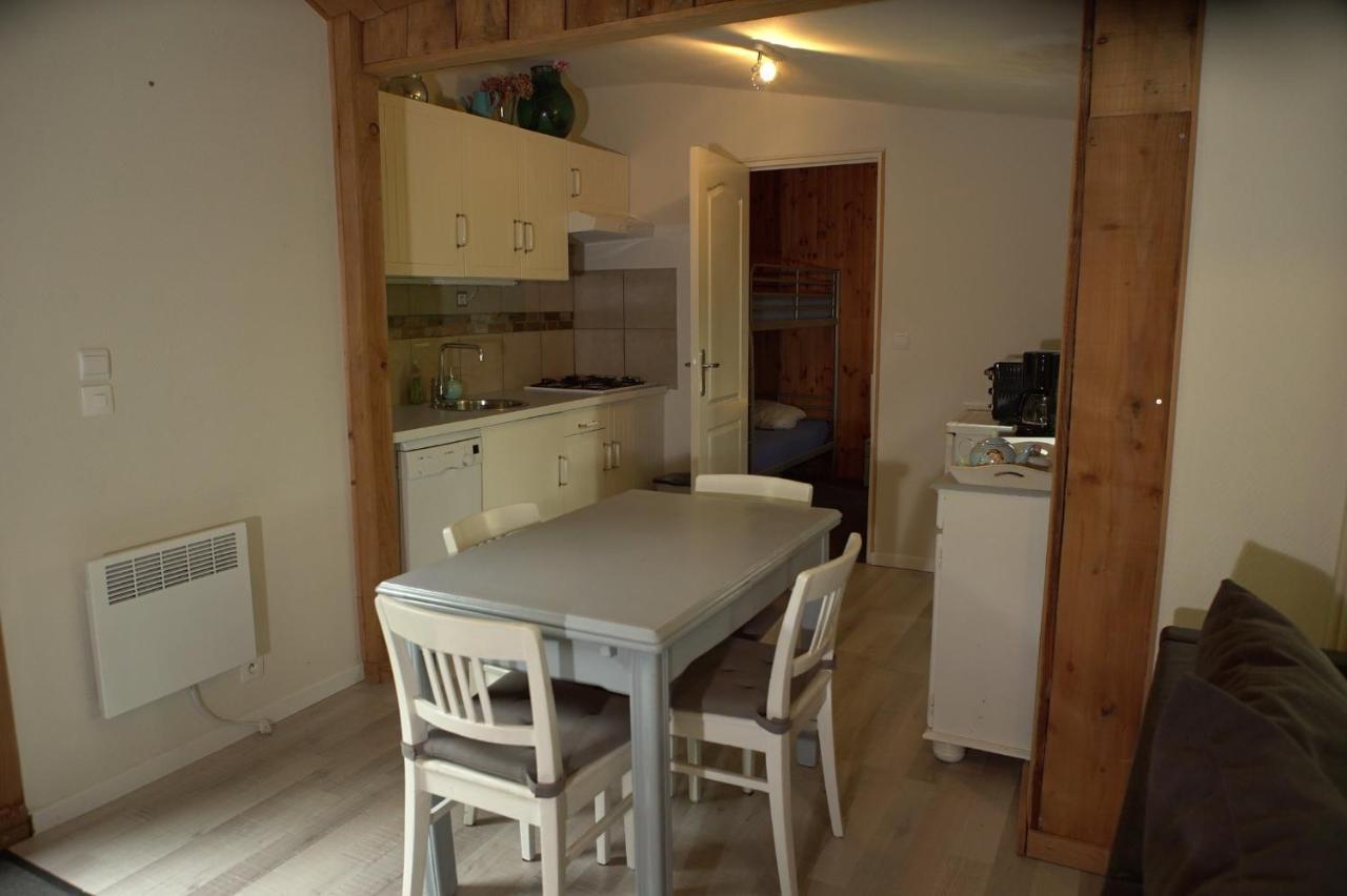 Les Grangeonnes, Nature, Piscine, Bain Nordique, Sauna Pour Accueil Familiale Ou De Groupe *